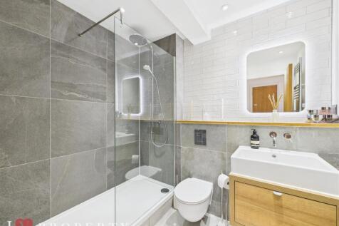 CAM05016G0-PR0058-ST