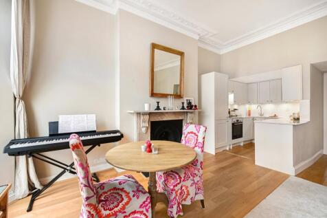 Open Kitchen Dining