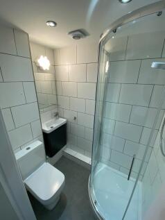 Flat 4 Aston Court, Dunkirk, East Midlands, NG7 photo 4
