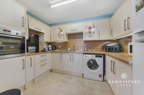 Barkers Court, Sittingbourne - Kitchen