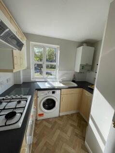 Sainte Foy Avenue, Lichfield photo 5
