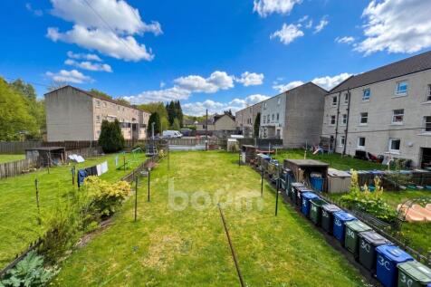 High Street, Johnstone garden