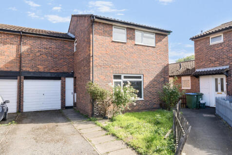 Walton-on-thames, KT12 - property photo