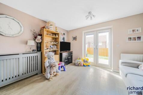 Cavendish Close, Calne, Wiltshire, SN11 photo 5