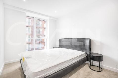 BEDROOM (SIMILAR APARTMENT)