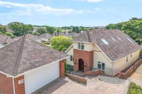 New Milton, BH25 - property photo