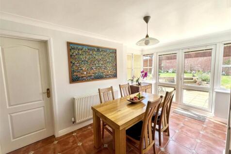 Lilly Hill, Olney photo 4