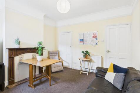Portersfield Road photo 4