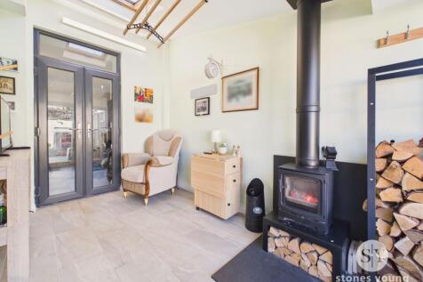 Snug/Garden Room