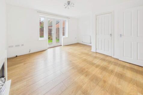 Lounge/Dining area