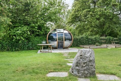 Garden Pod
