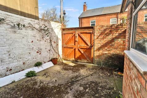 Rear courtyard