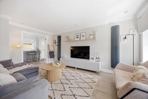 10-34_NEWTON_ROAD_LENZIE_010.jpg