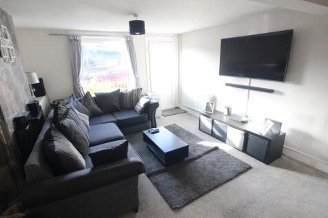 3. Lounge
