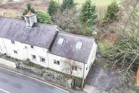 Accommodation Comprises;