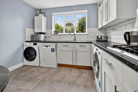 Kitchen (2)