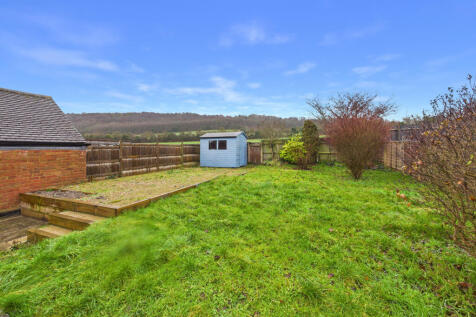 CAM01354G0-PR0639-STILL026