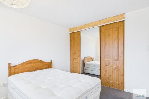 CAM03394G0-PR0415...