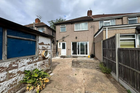 Shakespeare Avenue,  Hayes, UB4 photo 3