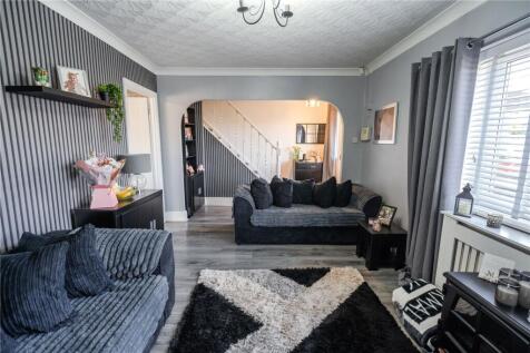 Living Room (2)