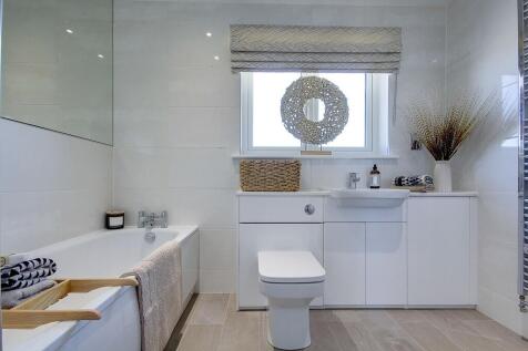 Spacious bathroom for the whole family to enjoy