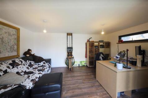 Summerhouse internal