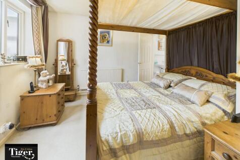 CAM02176G0-PR0671...