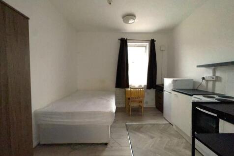 Studio Flat, Cyprus Road, N3 3RY photo 4