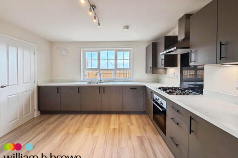 Oxlip Boulevard, IPSWICH photo 3