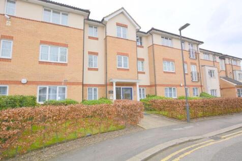 2-bed flat on Collapit Close, North Harrow, £1,850/mo