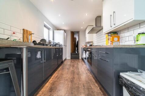 Rhymney Street, Cathays photo 3
