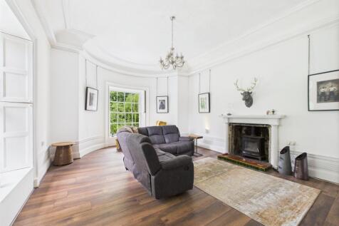 CAM03481G0-PR0110-STILL004