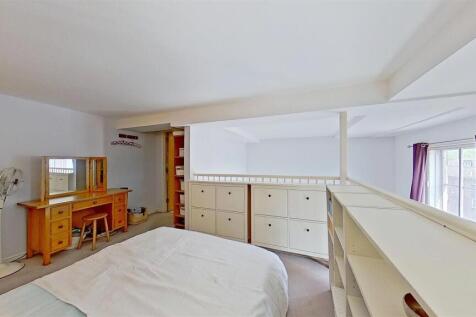 Voltaire-Buildings-Garratt-Lane-SW18-05042025_1406