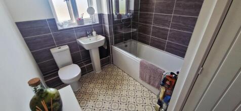 118 Cornfield Drive, Gravesend, Kent, DA11 photo 5