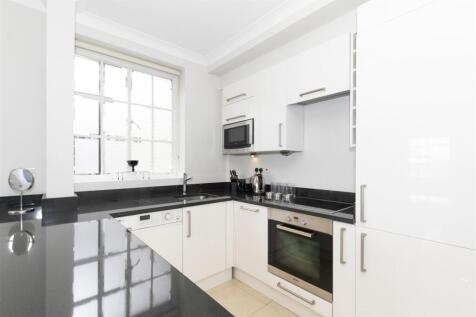 St Georges Court., Brompton Road, London, SW3 photo 3