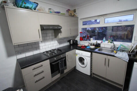 Monthermer Road Cardiff photo 3
