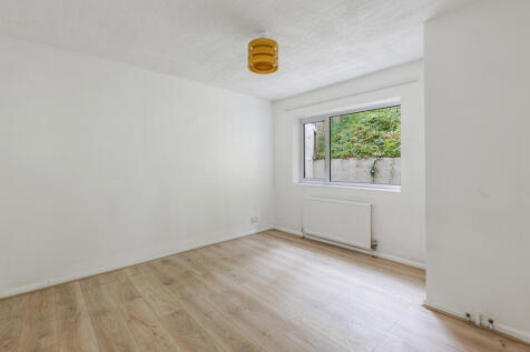 13 Bedroom 1 Dartmouth, Ferndale, Wayside - 250730