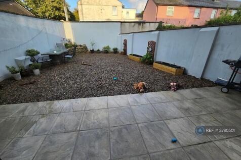 Garden With Shingles