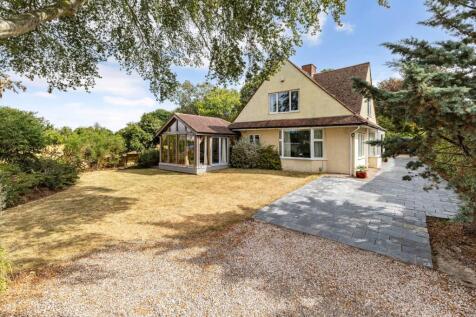 Front Garden/Drive