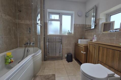 Ground Floor Bathroom