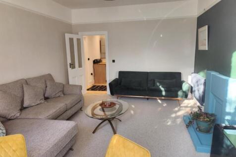 Lounge two.jpg