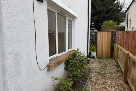 Garden Side.jpg