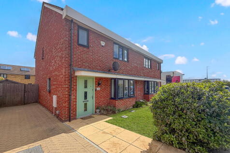 Tilbury, RM18 - property photo