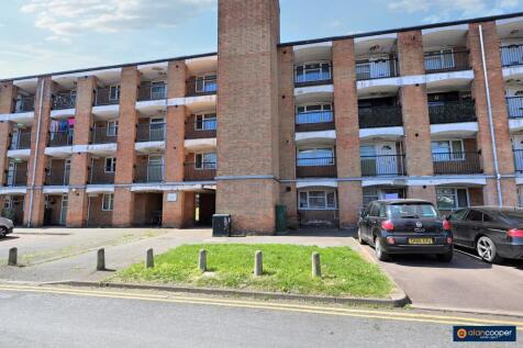 Nuneaton, CV11 - property photo