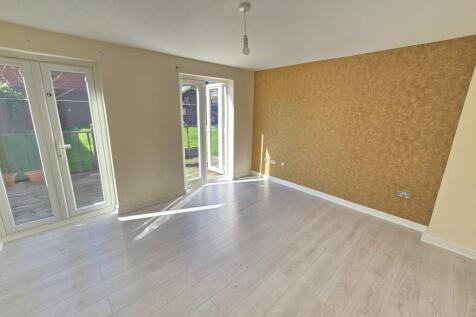 Rona Gardens, TS17 photo 5