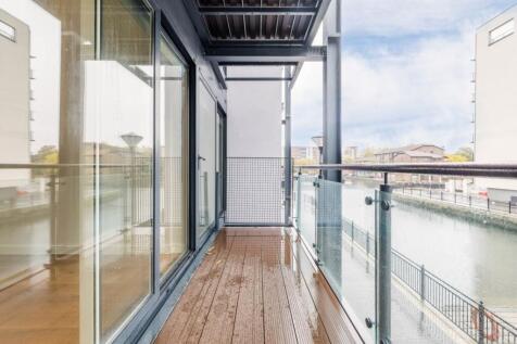 Balcony (2)
