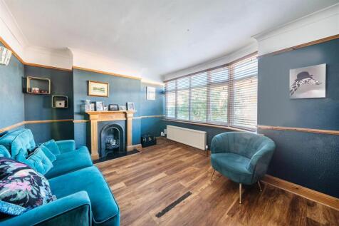 Living Room.jpg
