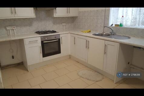 Large Eat-In Kitchen