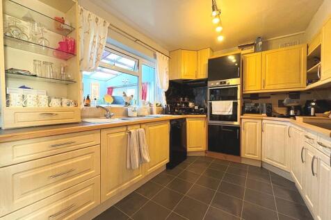 Kitchen.jpeg