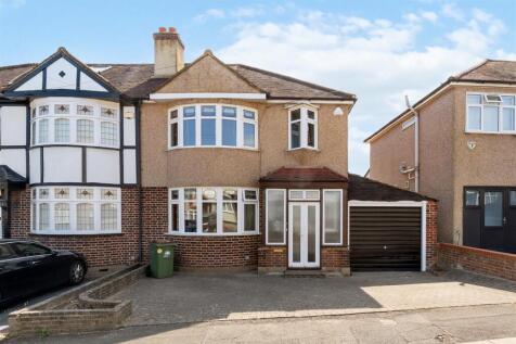 Hillfield Avenue SM4.